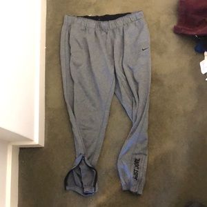 Nike mens Therma fit soccer joggers L